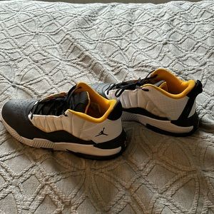 Air Jordan shoes